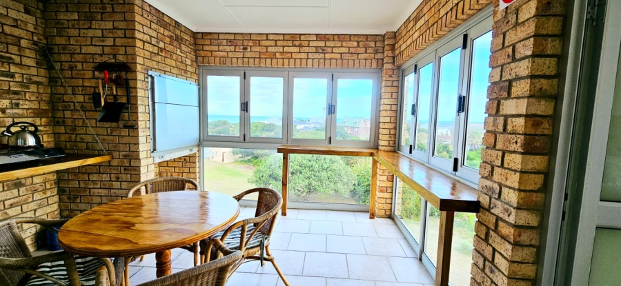 3 Bedroom Property for Sale in Aston Bay Eastern Cape